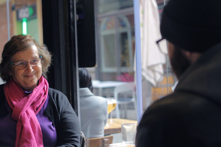 Una escritora extranjera. Entrevista a Clara Obligado