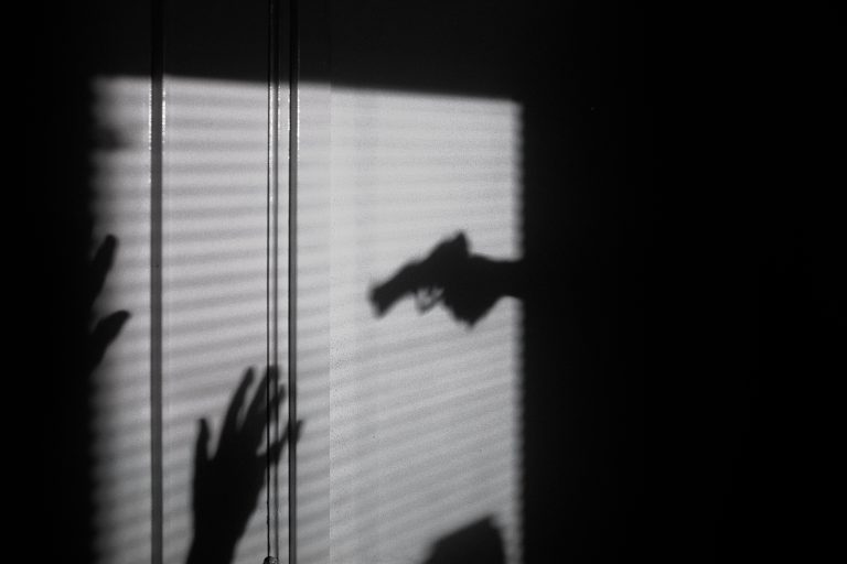 “La verdad sobre el caso Savolta” (1975), de Eduardo Mendoza, y la picaresca
